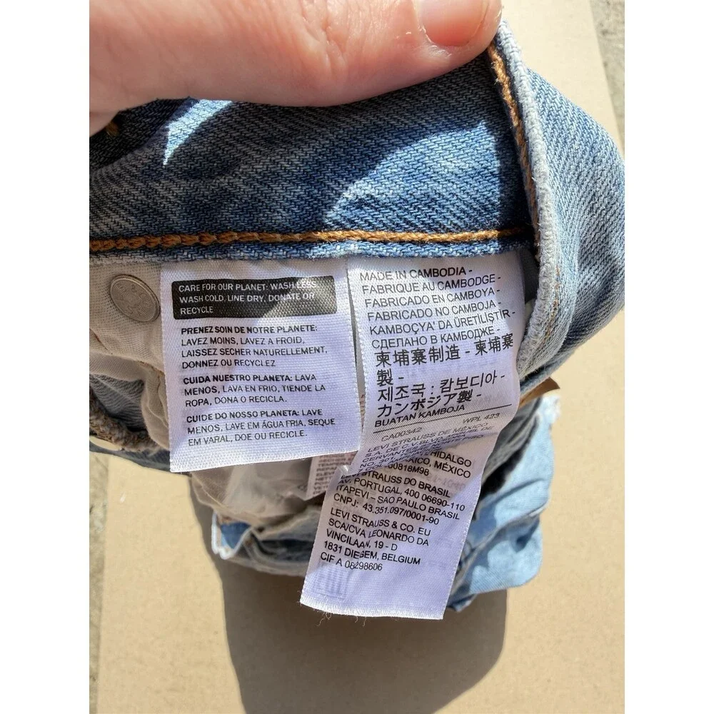 Levi’s 501 Shorts Womens W26 Button Fly Denim Cut Off Jean Shorts